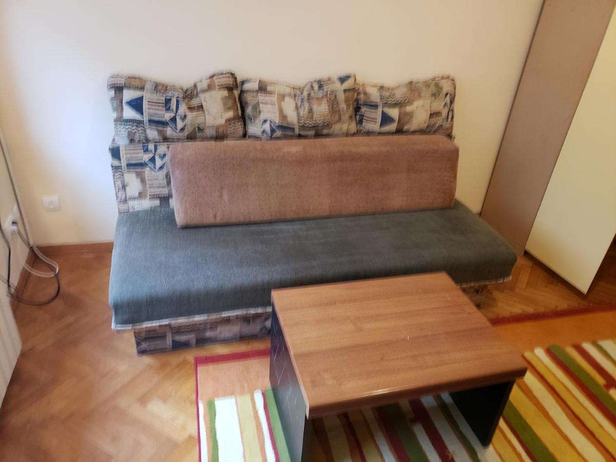 Private Cozy Room 1 With Shared Kitchen In Appartment, Downtown Beograd Ngoại thất bức ảnh